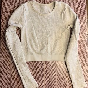 Fabletics Top Pastel Yellow/ Off white. XS